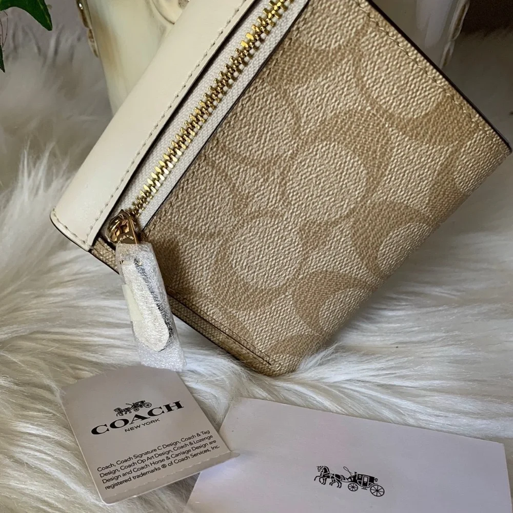Coach Small Trifold Wallet In Blocked Signature Canvas